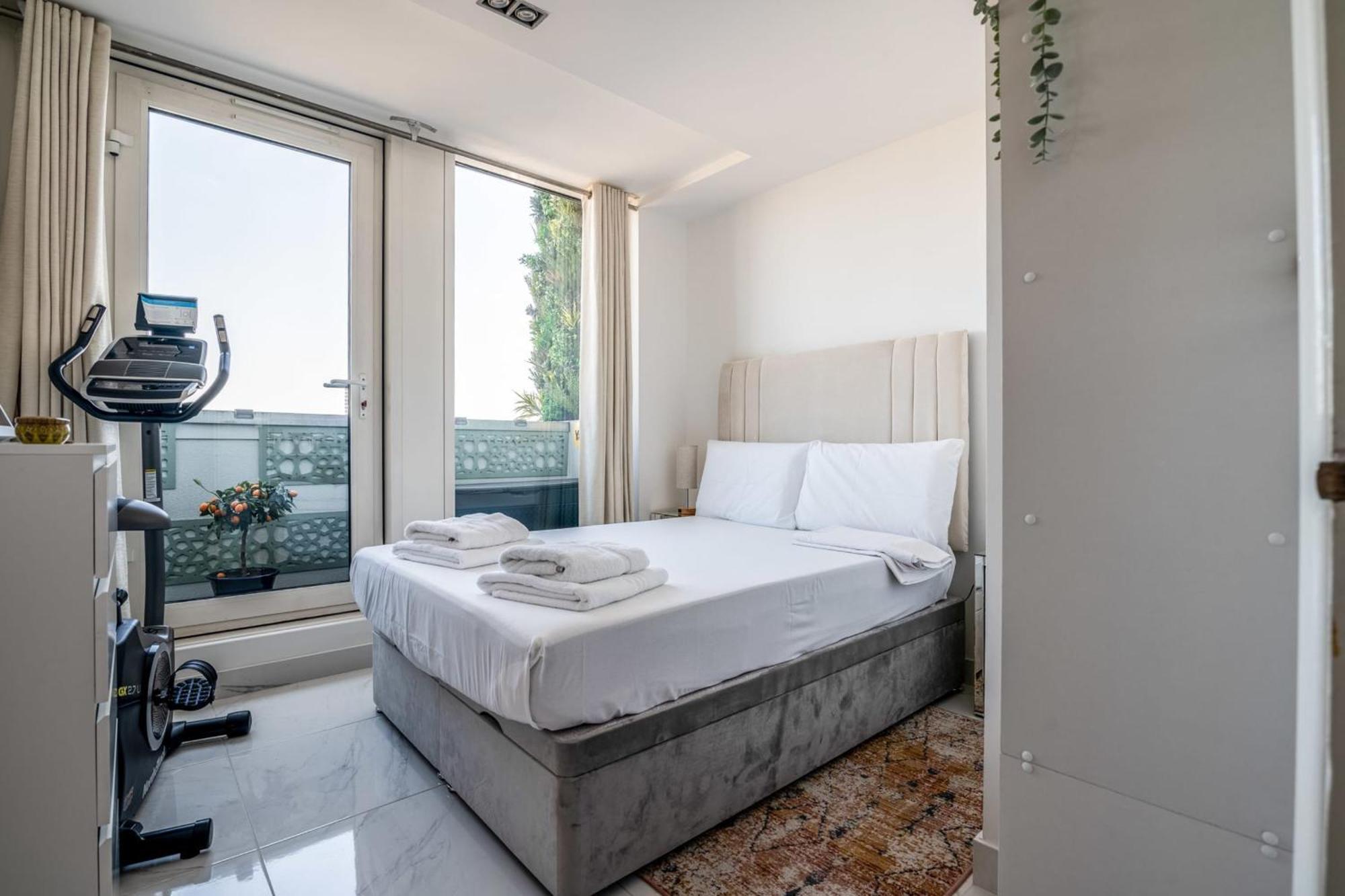 Canary Wharf Retreat With Free Secure Parking Londýn Exteriér fotografie