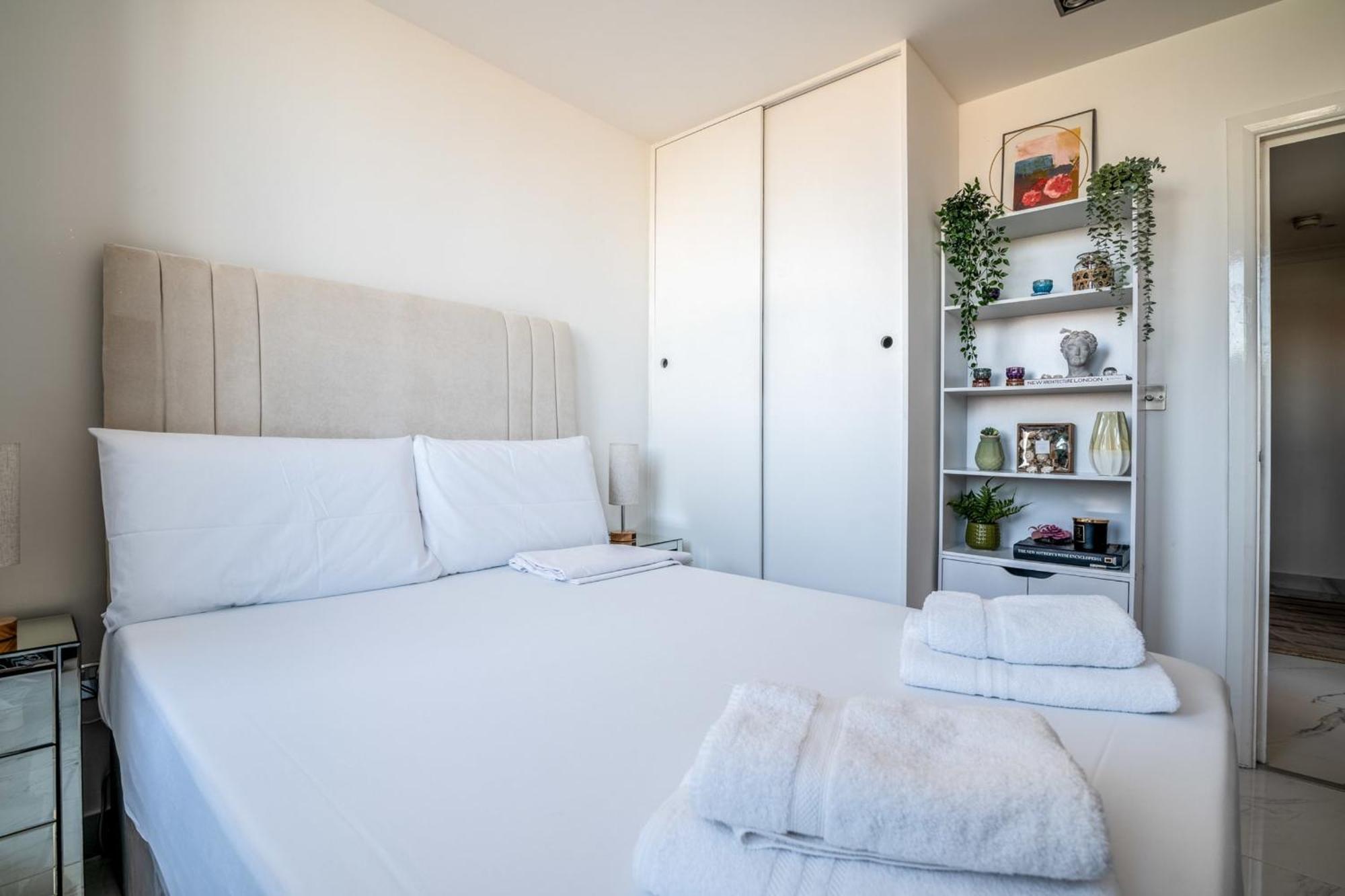 Canary Wharf Retreat With Free Secure Parking Londýn Exteriér fotografie